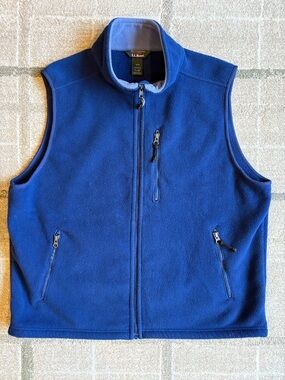 L.L. Bean Men's Blue Fleece Vest - Full Zip